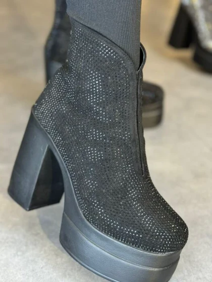 بوت پاشنه دیانا کد 987