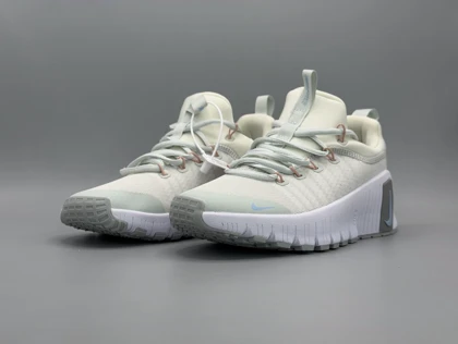 کتانی نایکی متکان6 شیری سفید/Nike Metcon