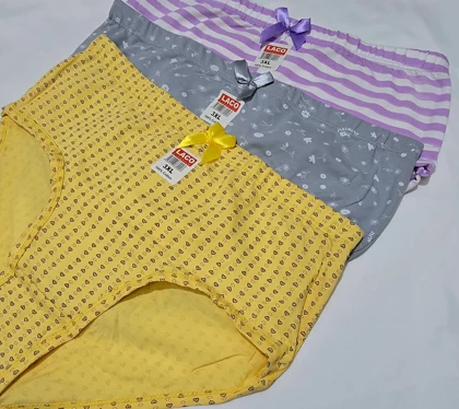 شورت زنانه دخترانه سه عددی