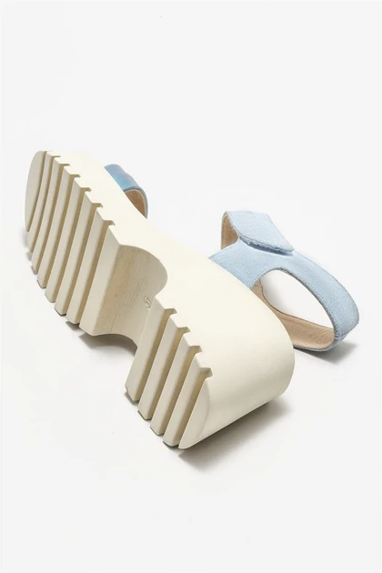 صندل زنانه اله elle