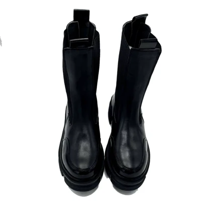 نیم بوت زنانه استرادیواریوس مدل Stradivarius Flat Ankle Boots - BTB06