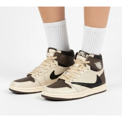 کتانی ترویس ساق‌دار کرم قهوه ای