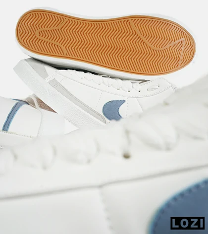 کفش کتانی ساق‌دار مردانه و زنانه سفید آبی Nike Blazer Low 77