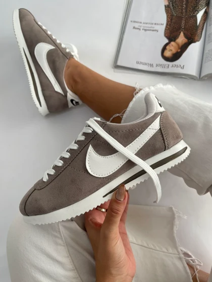 کتانی نایک کورتز 4234