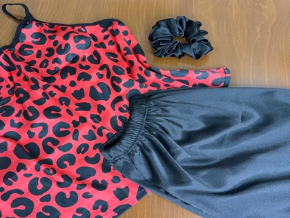 ست تاپ و شلوارک مدل 067