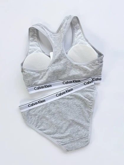 ست نیم‌تنه کاپ‌دار و شورت اسلیپ نخ پنبه کلوین کلاین Calvin Klein