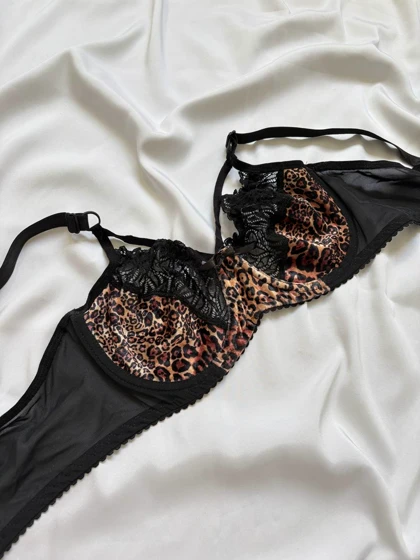 سوتین مخمل پلنگی هارنس دار