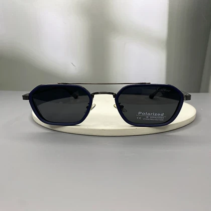 عینک آفتابی کررا با فریم فلز و کائوچو و لنز پلی‌کربنات پلاریزه UV400 Carrera Original