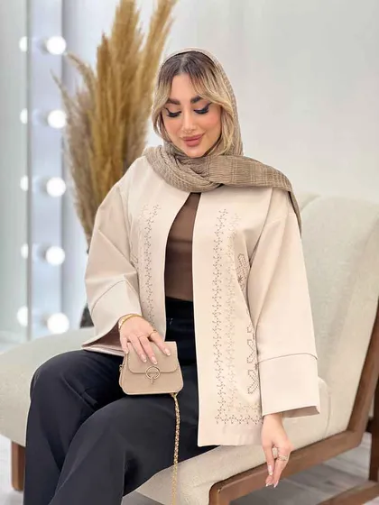مانتو گلدوزی جلو باز