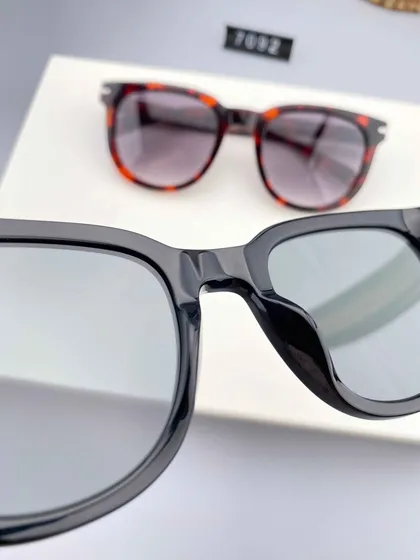 عینک آفتابی برند دیوید بکهام مدل DB7092