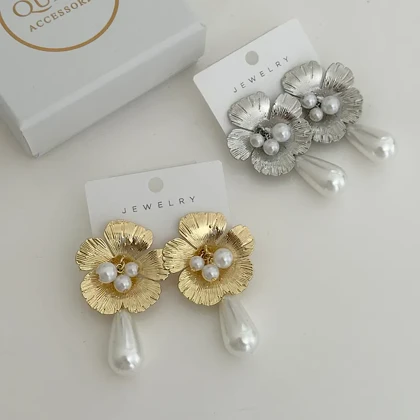 گوشواره گل مرواریدی کد 614