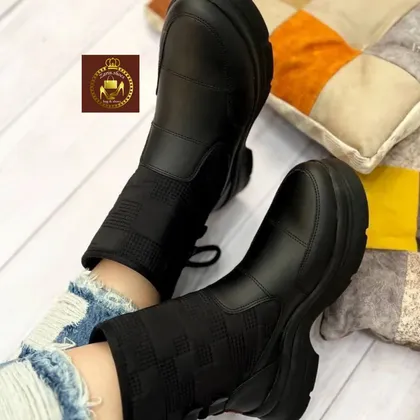 نیمبوت اسپرت زنانه پشت بندی
