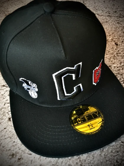 کلاه کپ بک فیت مستر کوالیتی وارداتی FIFTY 59 مدل Chicago Cubs _ تمام مشکی