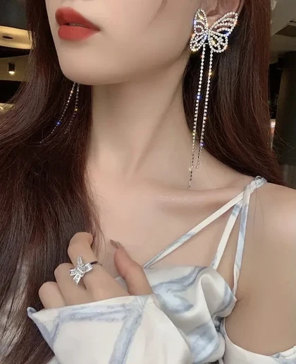 گوشواره پروانه