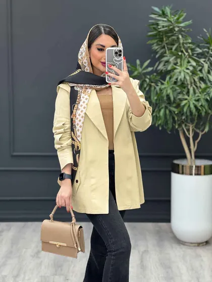 مانتو سرشانه ژیله دار پشت پاگن