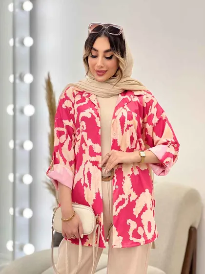 شومیز طرح دار تک جیب صنم