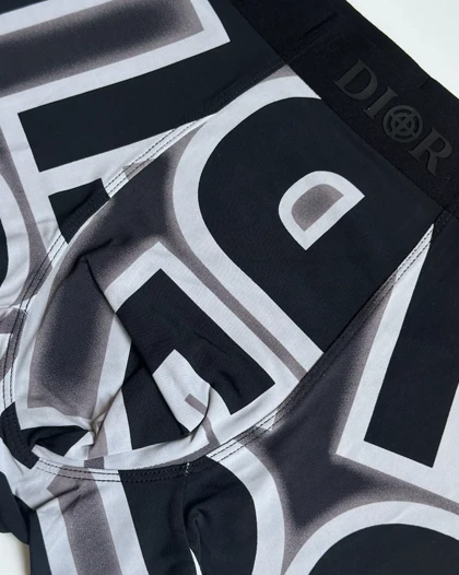 شورت مردونه پادار Dior کد 29681