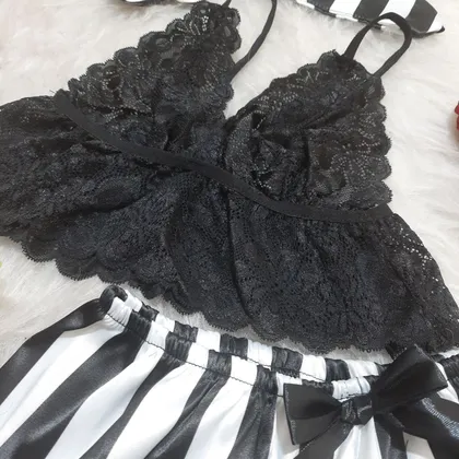 ست نیم‌تنه دانتل و شورت ساتن Sita کد 1436