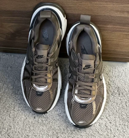 کتانی ویتنامی نایکی وی تو کی ران قهوه ایی روشن Nike V2K RUN Mink Brown