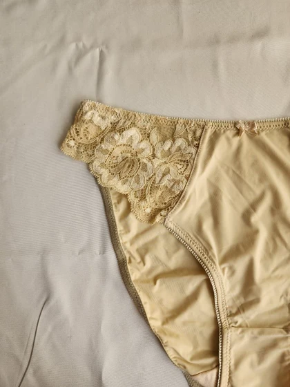 شورت ساتن کش و دانتل ترک کد: 2055