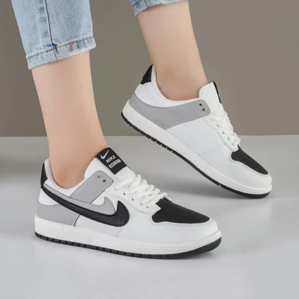 کفش و کتانی زنانه مدل دو نایک رنگ سفید مشکی مدل نایک NIKE