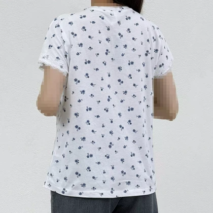 تیشرت زنانه طرحدار آستین کوتاه