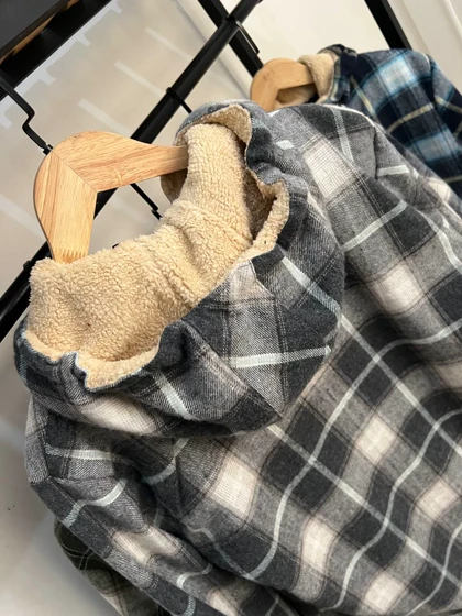 سویشرت چهارخانه کلاهدار 6110
