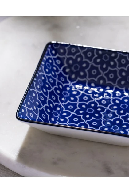 بشقاب سرو Madame Coco مدل Reve Bleu Mais از جنس Bone China - آبی/سفید