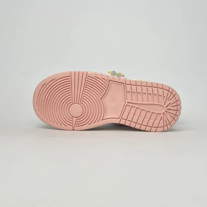 کفش بچگانه چراغدار ملودی عروسک دار صورتی