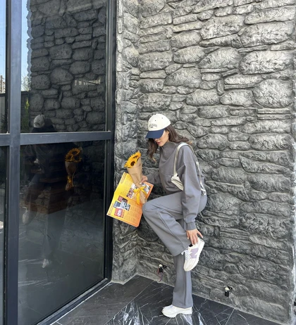 ست نیم‌زیپ و شلوار 230