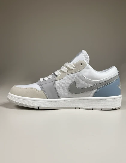 کفش روزانه مردانه نایکی Air Jordan 1 Low LX M