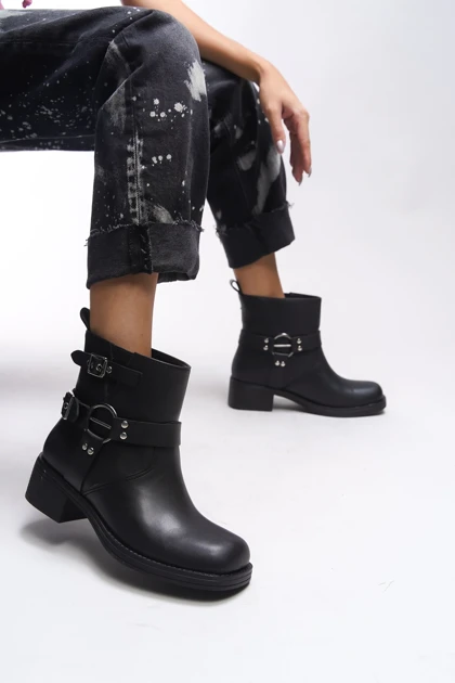 بوت و نیم بوت زنانه ریکن riccon