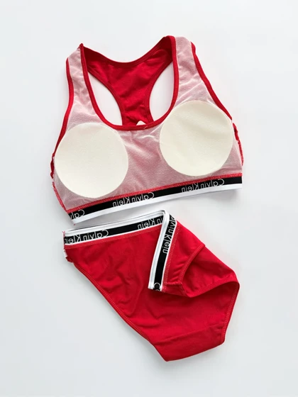 ست نیم‌تنه کاپ‌دار و شورت اسلیپ نخ پنبه کلوین کلاین Calvin Klein