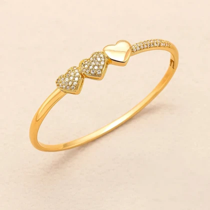 دستبند زنانه ژوپینگ طلایی طرح قلب نگین‌دار