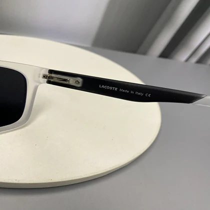 عینک آفتابی لاگوست با فریم کائوچو سبک و لنز پلی‌کربنات پلاریزه UV400 Lacoste Polarized