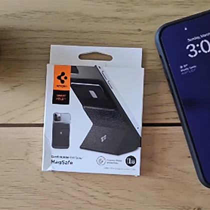 جا کارتی مغناطیسی و هولدر موبایل اسپیگن Spigen Magnetic Card Wallet Smart Fold
