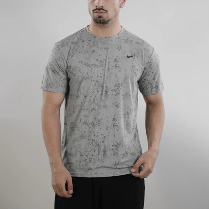 تیشرت ورزشی مردانه نایک مدل Dri Fit-YC601 طوسی روشن