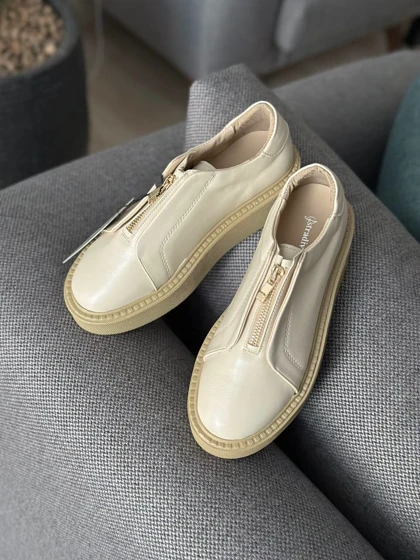 کفش راحتی زنانه استرادیواریوس مدلStradivarius-Sole-Loafers-LFB40