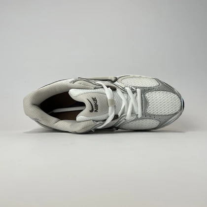 کفش ورزشی نایک وی فایو کی v5k کرم قهوه ای کیفیت مستر