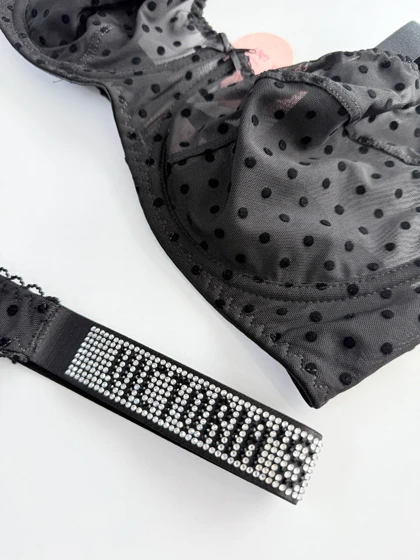 ست شورت و سوتین فنر دار گیپور مخمل فانتزی طرح توپ بند نوشته Victoria's Secret شهره Shohreh