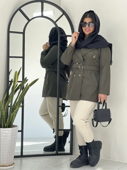 ترنچ کت یقه انگلیسی