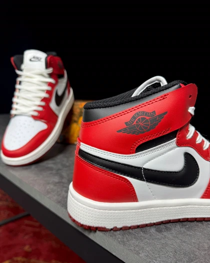 کتانی جردن ساق‌دار مدل شیکاگو