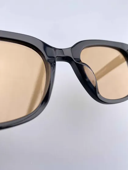 عینک آفتابی برند جنتل مانستر مدل GM006