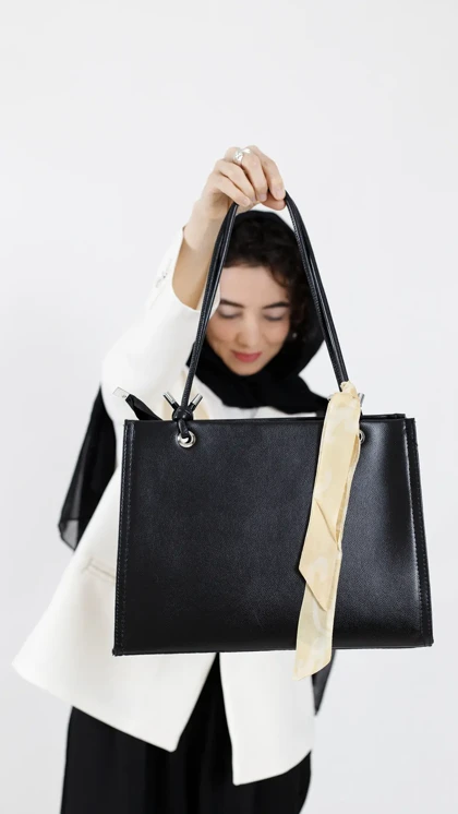 کیف بزرگ دستمال دار