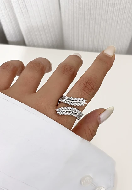 انگشتر خوشه ای جواهری زنانه 838