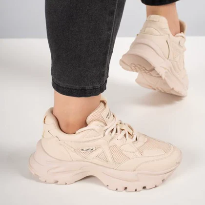 کفش و کتانی زنانه بالنسیاگا BALENCIAGA رنگ کرم