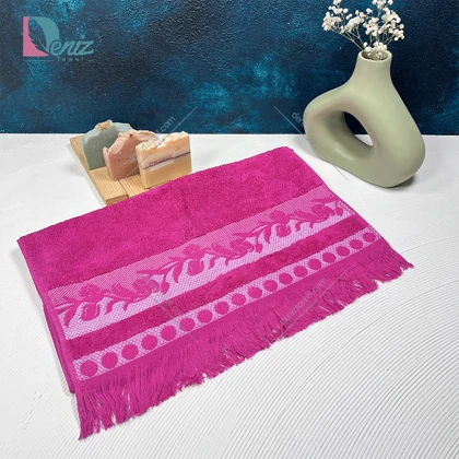 حوله دستی بزرگ توسان رنگ سرخابی