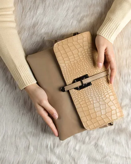 کیف دوشی چرم مصنوعی زنانه