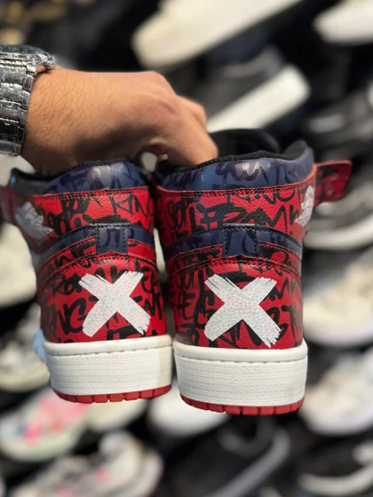 کتانی جردن ساق‌دار سرمه ای قرمز کاستوم