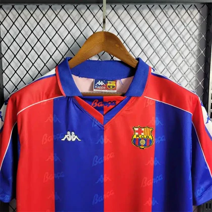 لباس اول بارسلونا فصل 1995-1992 (مشابه اورجینال)